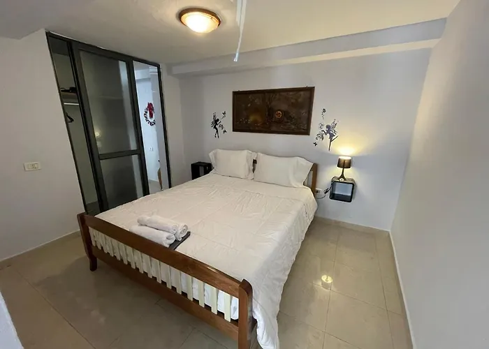 Kamu Center * Tirana